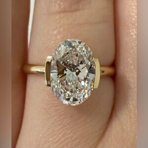 3.04 carat Oval Diamond Engagement Ring Lab Grown IGI Certified 18k Gold
